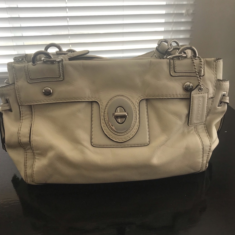 Coach Peyton Leather Carryall